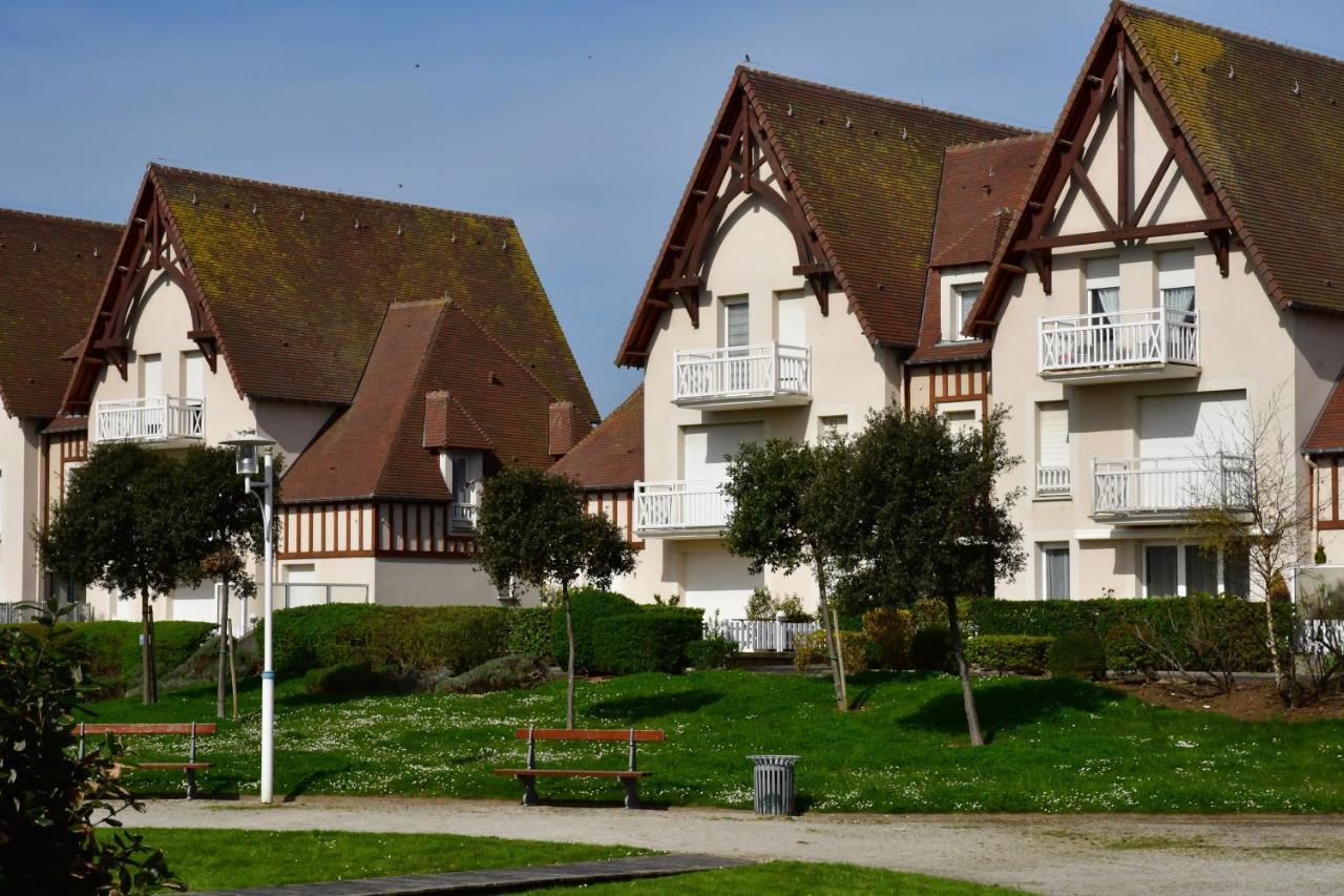 La Courette, Maison Avec Cour Proche Plage Graye-sur-Mer Екстер'єр фото